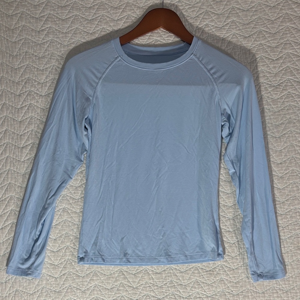Women's Long Sleeve Crewneck Tee in Light Blue